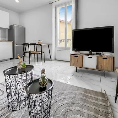 Moderne Et Lumineux A