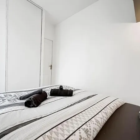 Moderne Et Lumineux A *